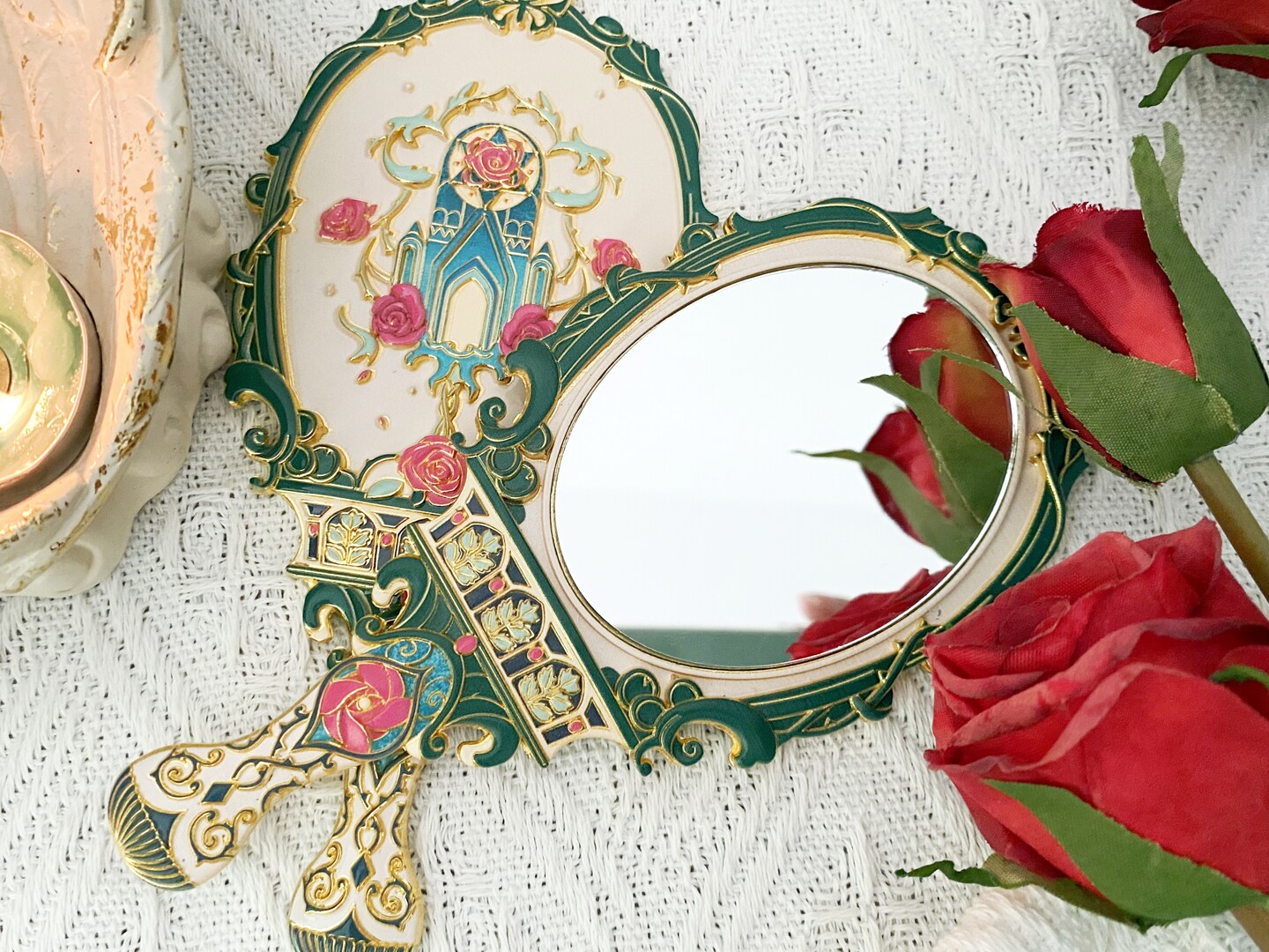 Unique Handheld Mirror secret | MakerPlace by Michaels, image size:1080x810