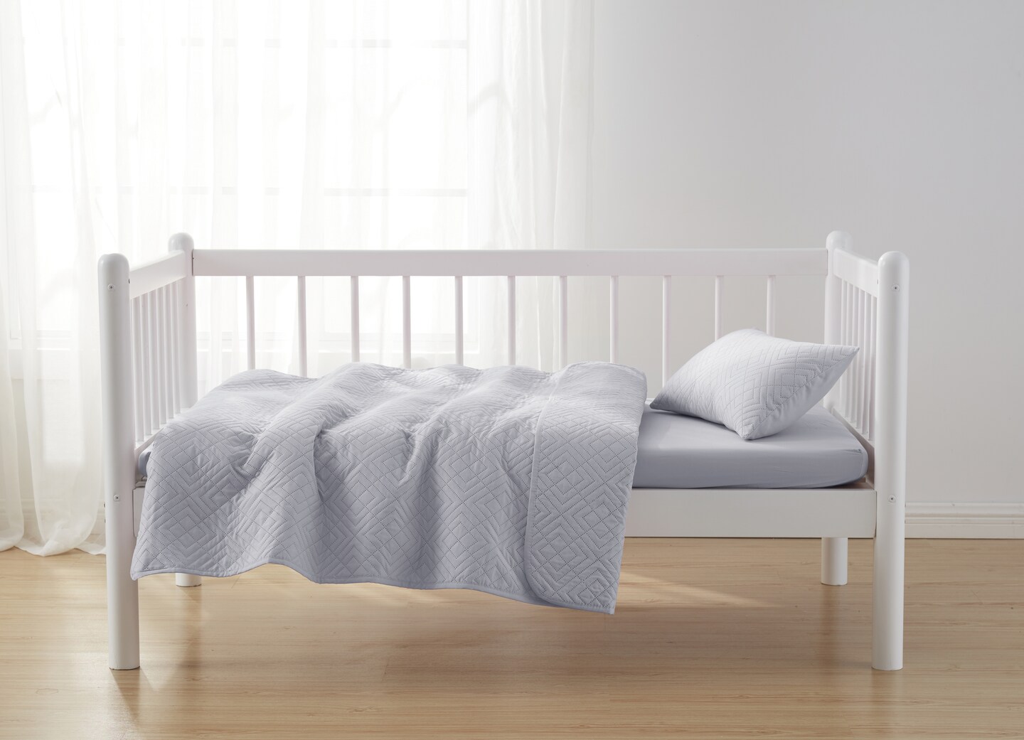 Clara Clark Toddler Bedding Set