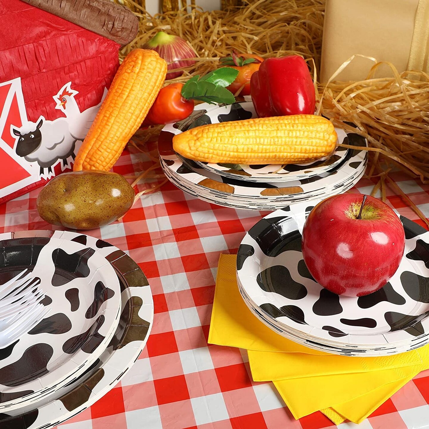 Country Red and White Checkered Tablecloth, Rustic Plastic Table Cover (54 x 108 in, 3 Pack)