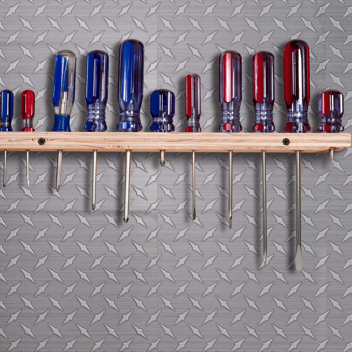 8 in x 8 in Diamond Plate Metallic Foil Peel and Stick Paper Tile Backsplash (24-Pack)