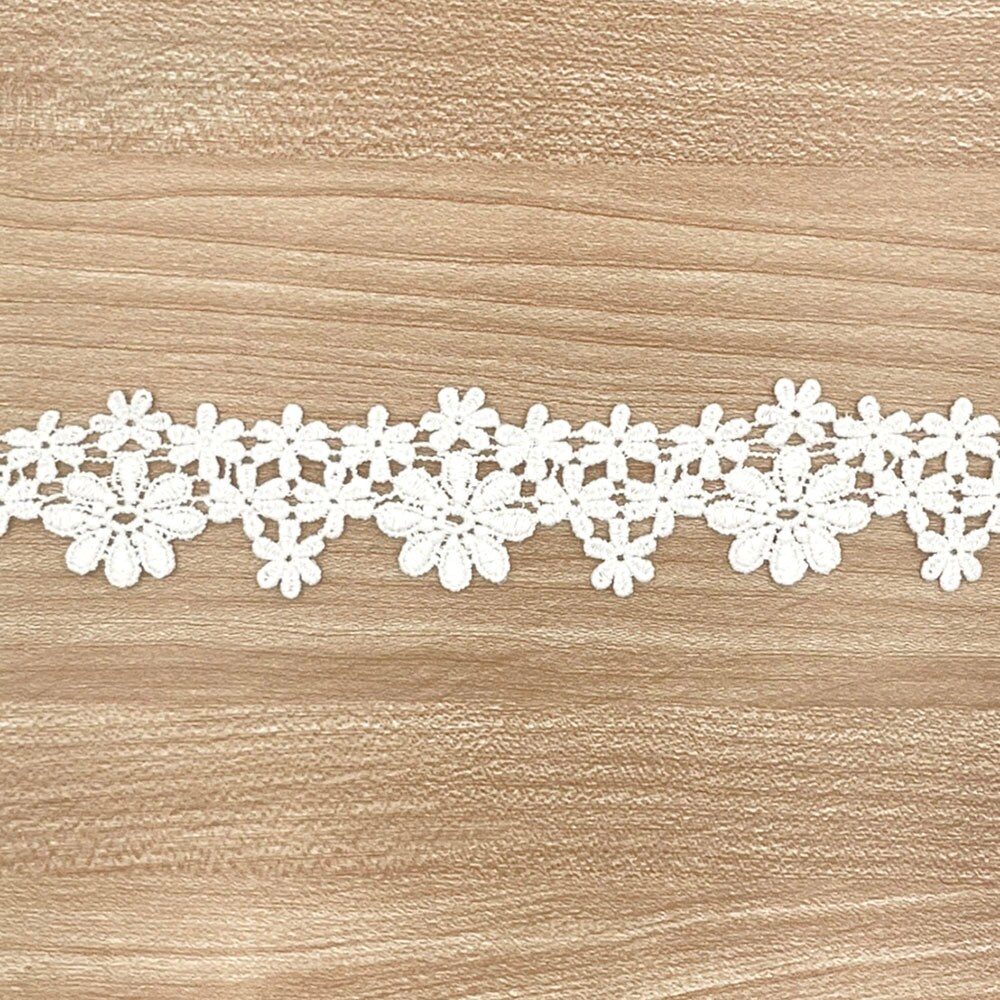 VL 6608 White Venice Lace Trim Daisies, 1-1/2&#x201D; (38mm) x 5 yards. perfect for DIY crafting, sewing