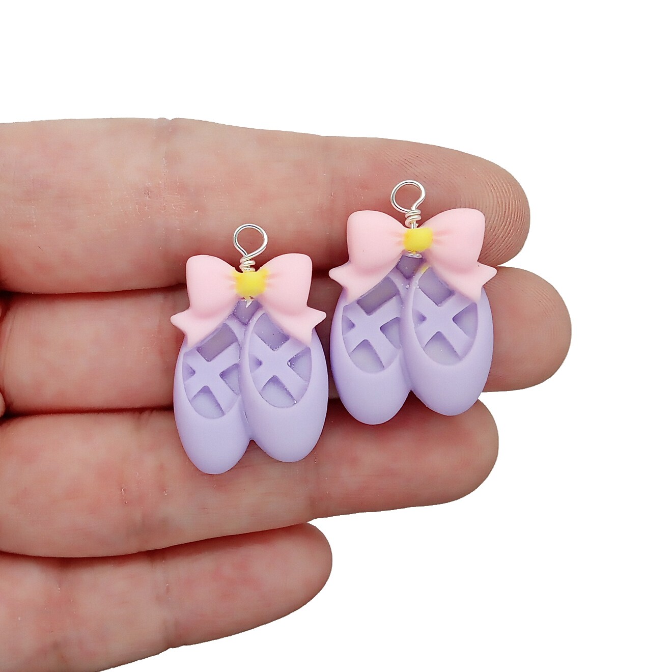 Ballet Slippers Charms, 2 pices, Purple & Pink Resin Ballet Shoes Pendants, Adorabilities