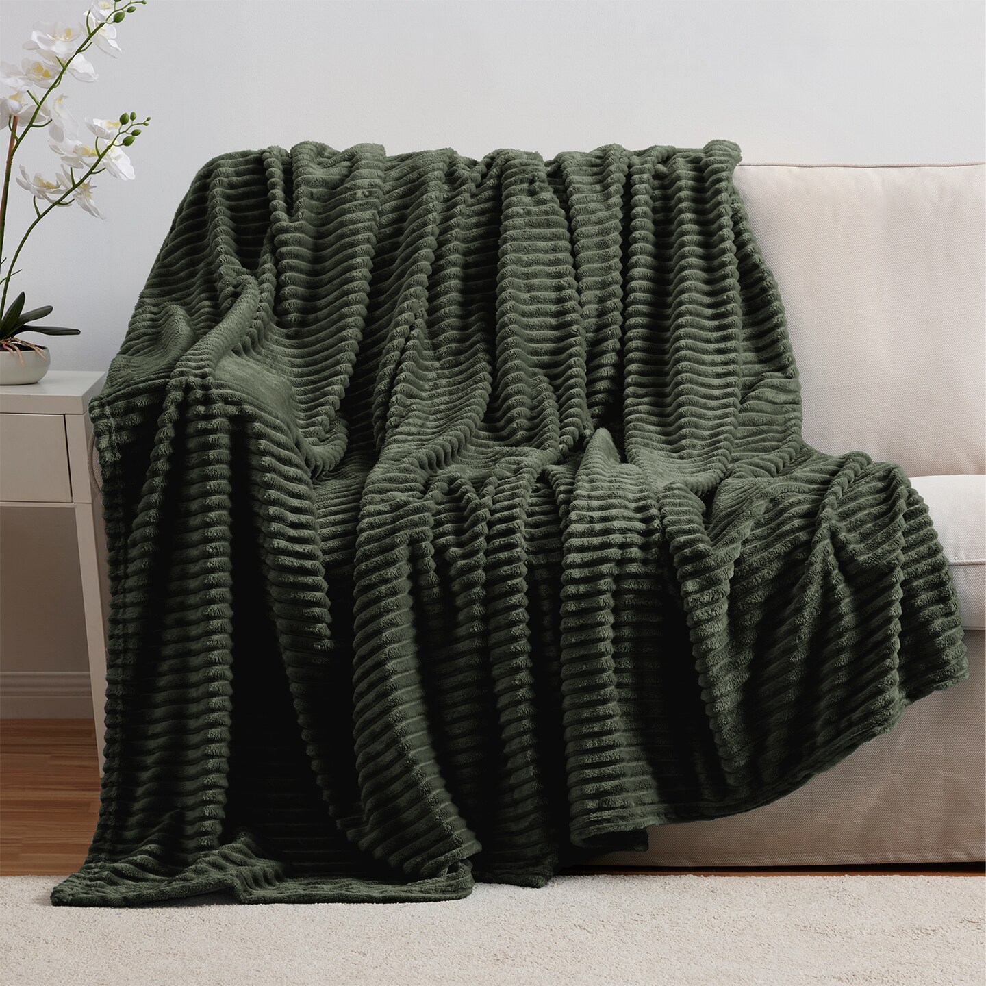 Nestl Cut Plush Fleece Blanket