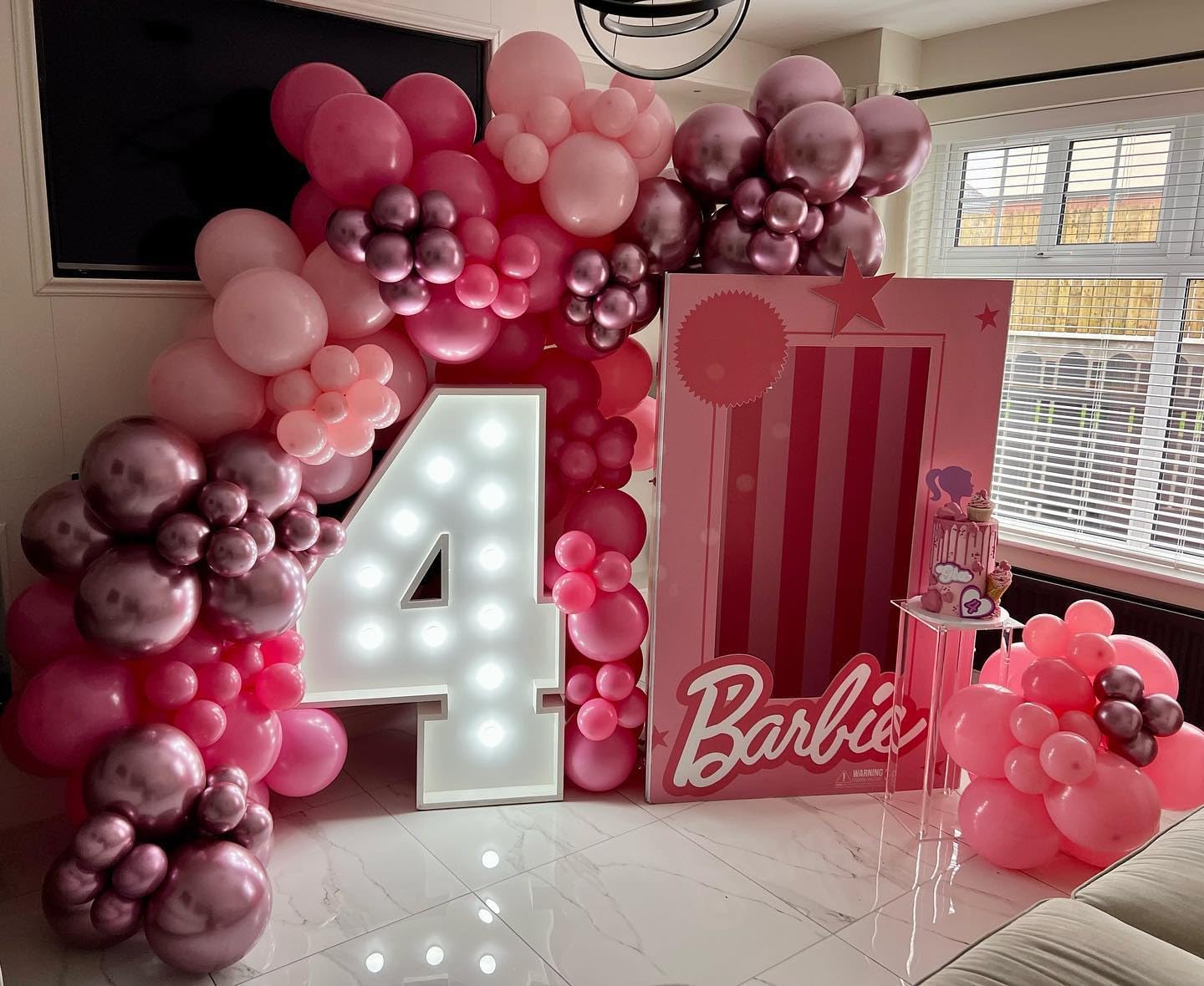 Pink Balloons Arch Kit, 160Pcs Hot Pink Balloon Garland Kit Metallic Rose Gold Confetti Balloons for Birthday, Wedding, Princess Theme, Engagements, Baby Shower, Anniversary Party Decoration