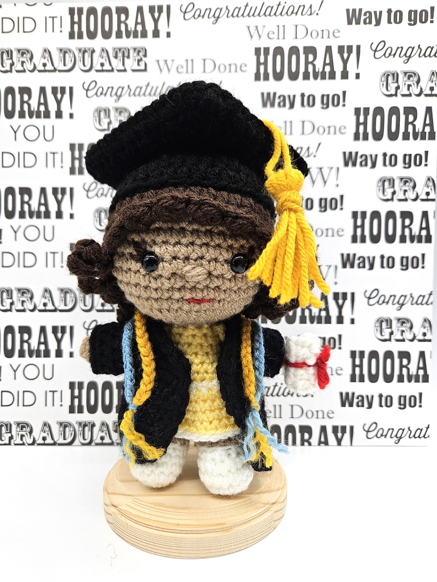 Crochet graduation doll free pattern on sale