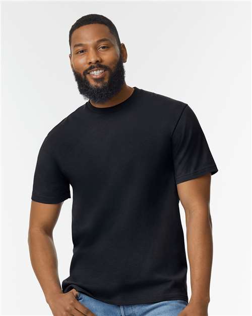 Gildan Softstyle Midweight Crewneck Short Sleeve T-Shirt For Modern Classic Fit Durable Everyday Wear