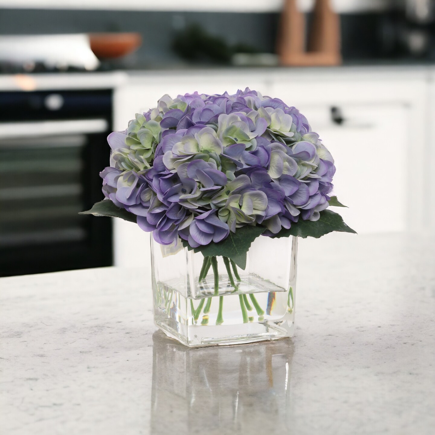16&#x22; Periwinkle Hydrangea Flowers - Faux Blooms, Glass Vase with Water Look, Elegant Home &#x26; Office Decor, Event Centerpiece - Perfect Year-Round Accent, Floral Home by Artificial Flowers