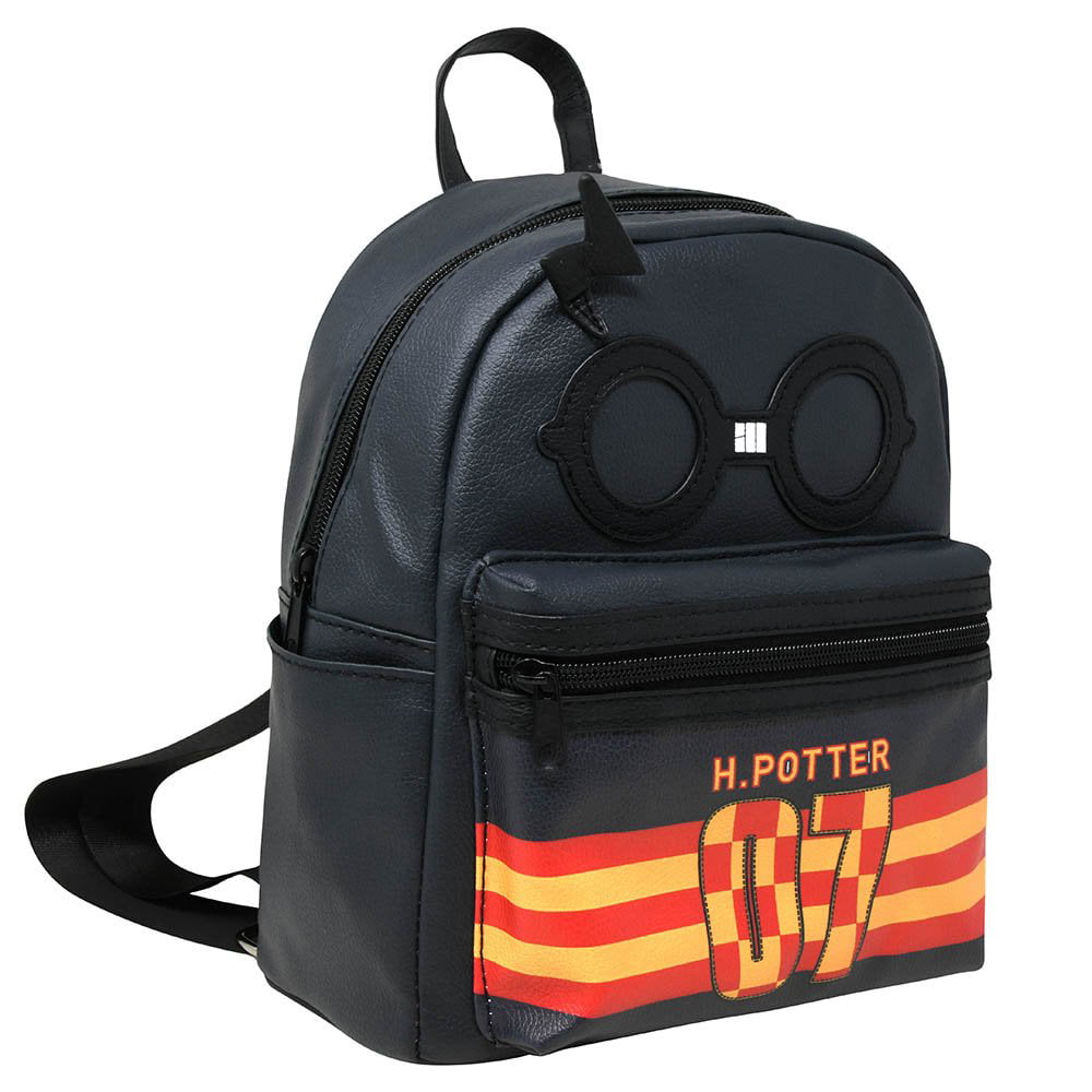 Harry Potter 10&#x22; Mini Deluxe Backpack with 1 Front pocket