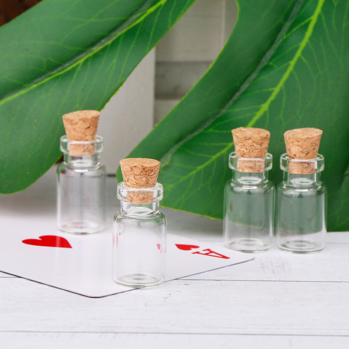 100 Pieces 1ml Small Mini Glass Bottles Jars with Cork Stoppers Tiny Vials for DIY Art Crafts Wedding Favors