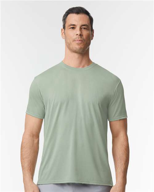 Gildan Performance Crewneck Short Sleeve T-Shirt for Workwear, Gym & Casual Wear Polyester Active Tee