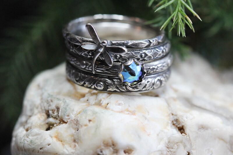 32 Grams Towering Navajo Chunk Coral Dragonfly Native American Jewelry Silver Ring