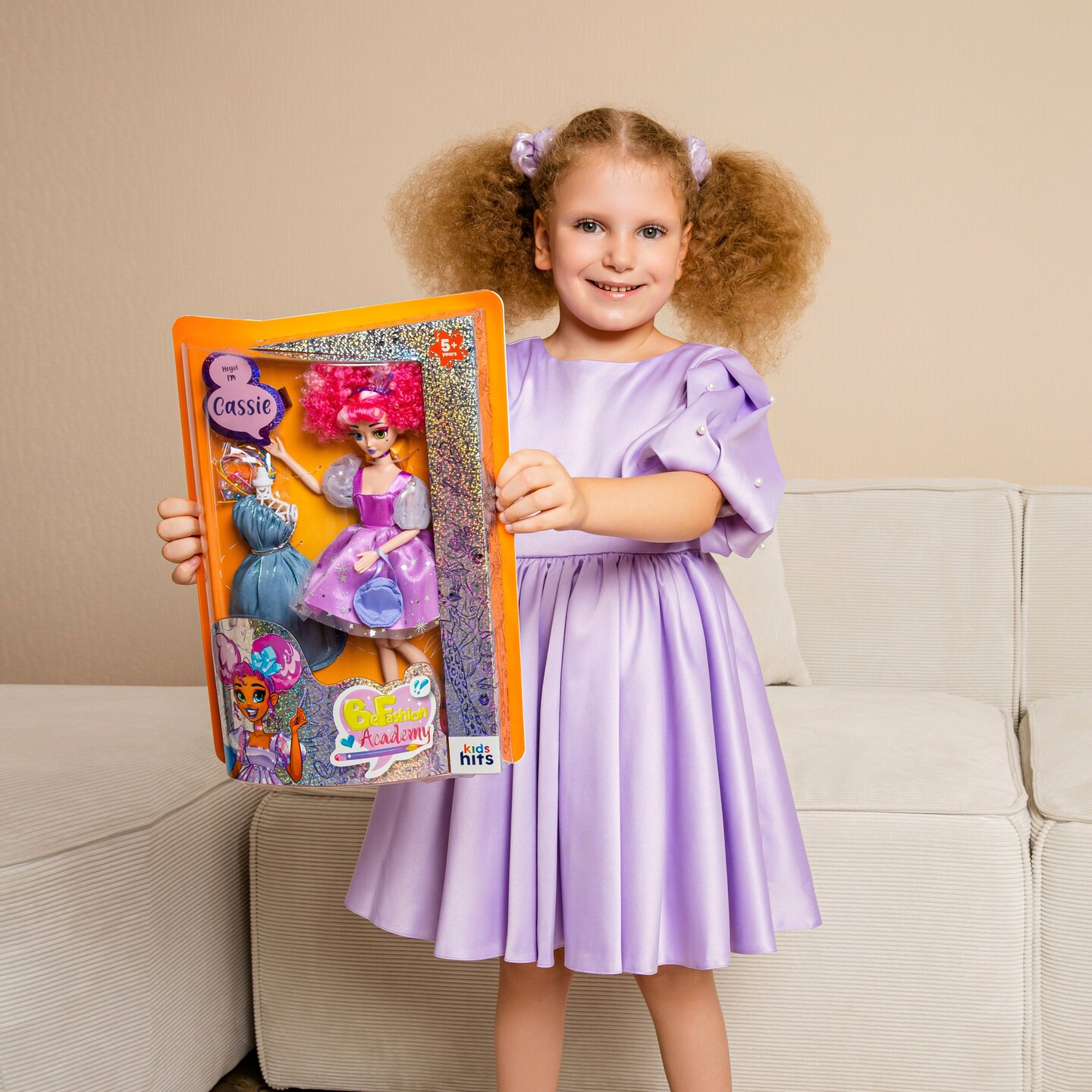 Be Fashion Academy - Cassie: A World of Creative Fashion and Design