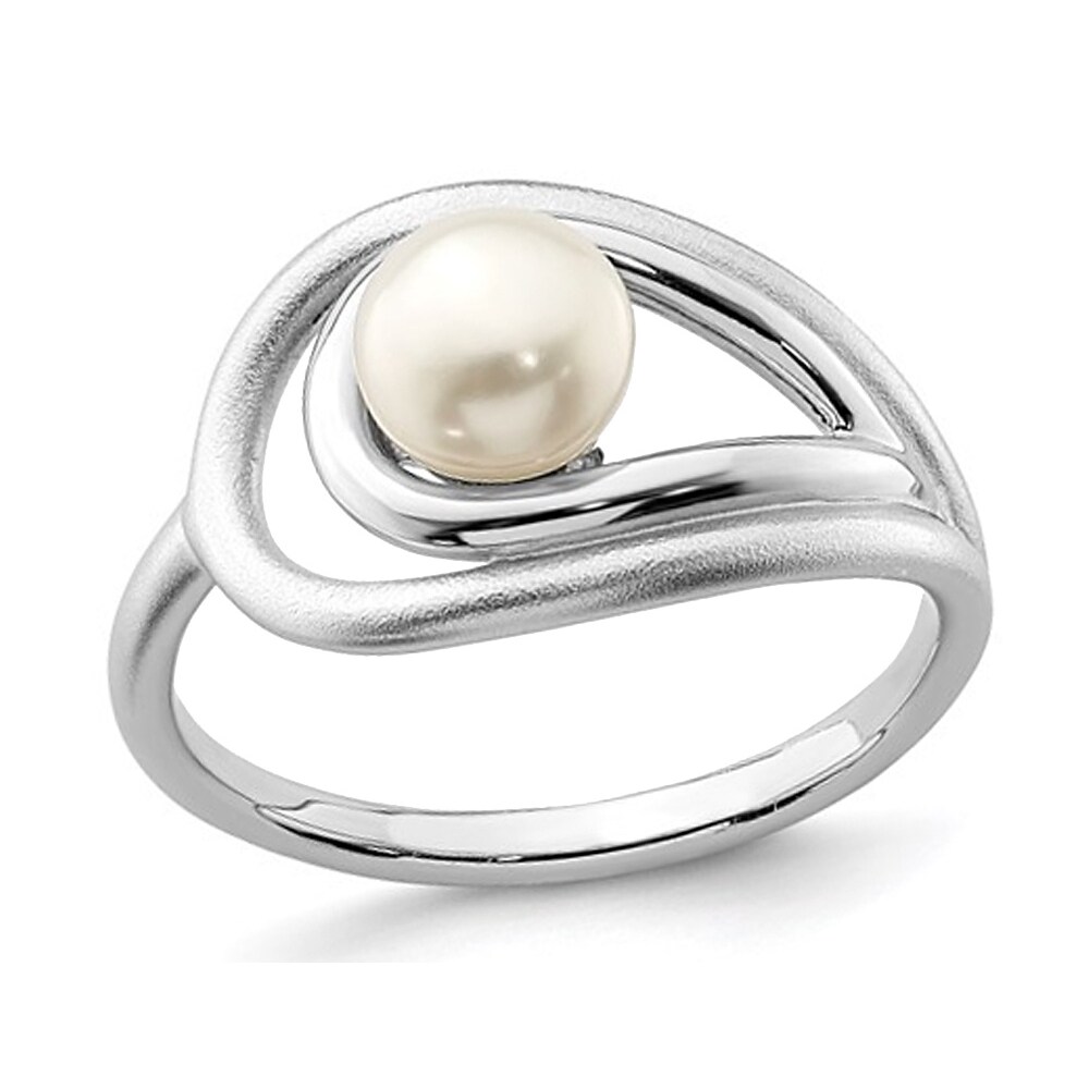 Gem And Harmony Freshwater Cultured Pearl Ring 6-7mm in Sterling Silver