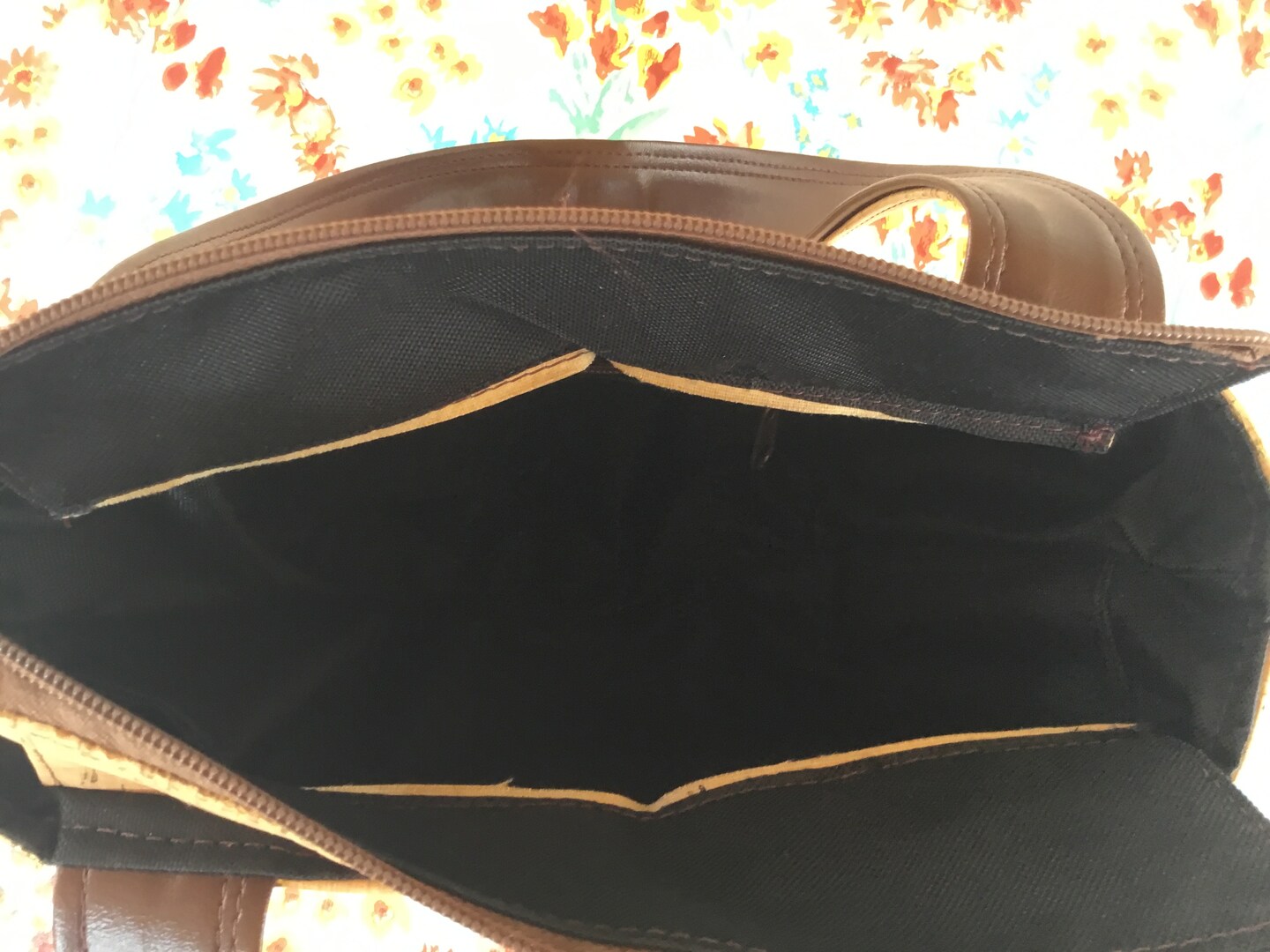 Vegan top zip hot sale tote