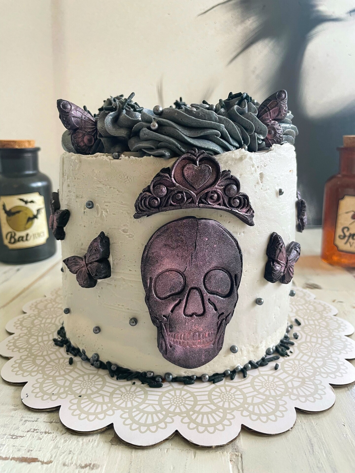 Bolo do meu aniversario (My birthday cake) | Jewel cake, Novelty cakes, Cake  decorating