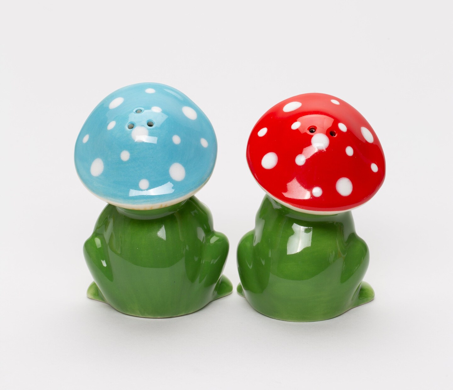 Ceramic Mushroom Frog Salt And Pepper Shakers, Home D&#xE9;cor, Gift for Her, Gift for Mom, Kitchen D&#xE9;cor, Farmhouse D&#xE9;cor, Nature Lover Gift