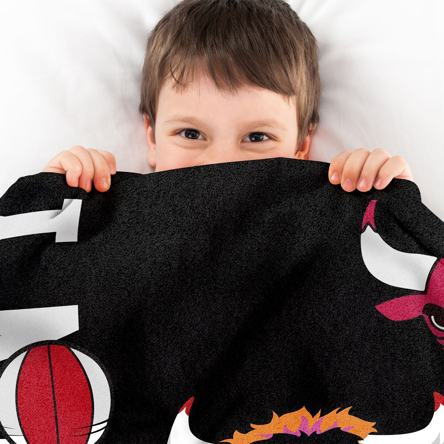 Sleep Squad Chicago Bulls Benny the Bull Mascot 60&#x201D; x 80&#x201D; Raschel Plush Basketball Blanket