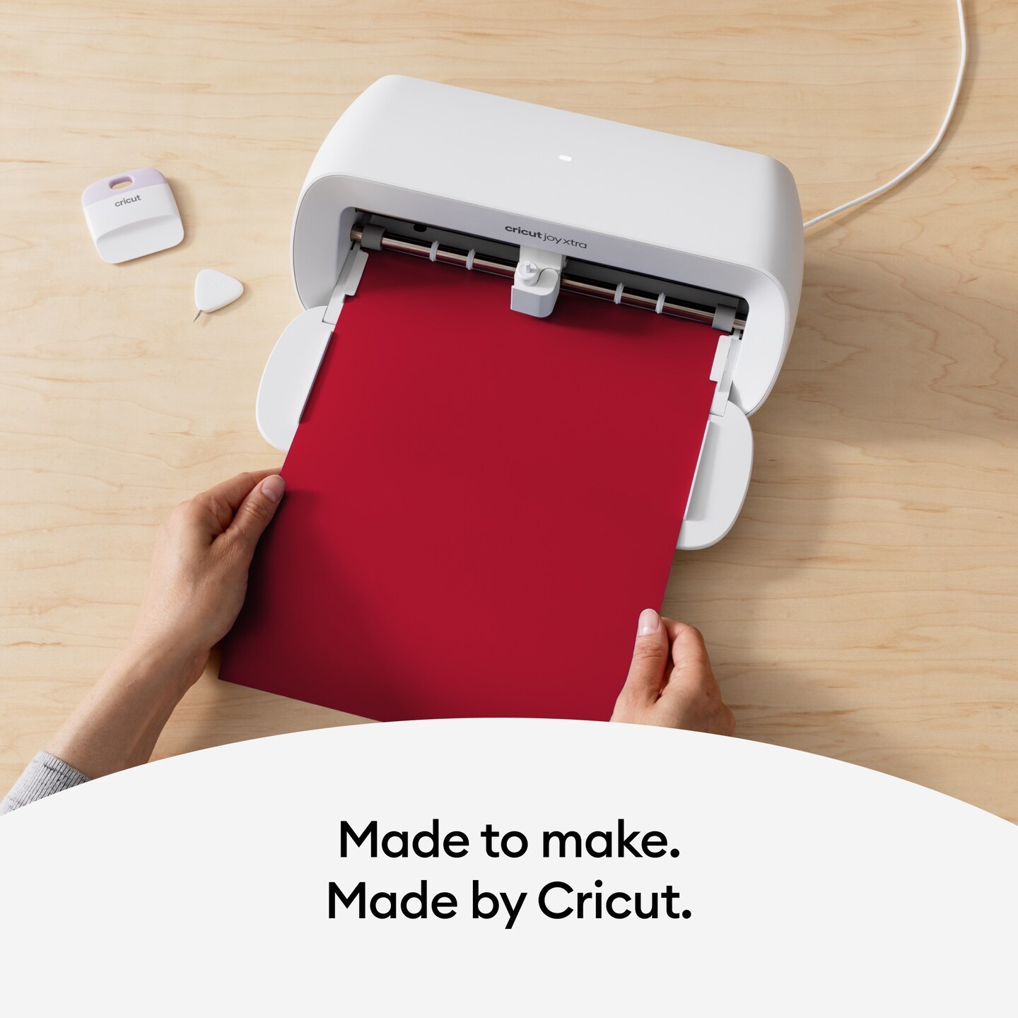 Cricut Joy Xtra Smart Iron On, Red Heat Transfer Vinyl, 9.5 in x 4 ft, 1 count