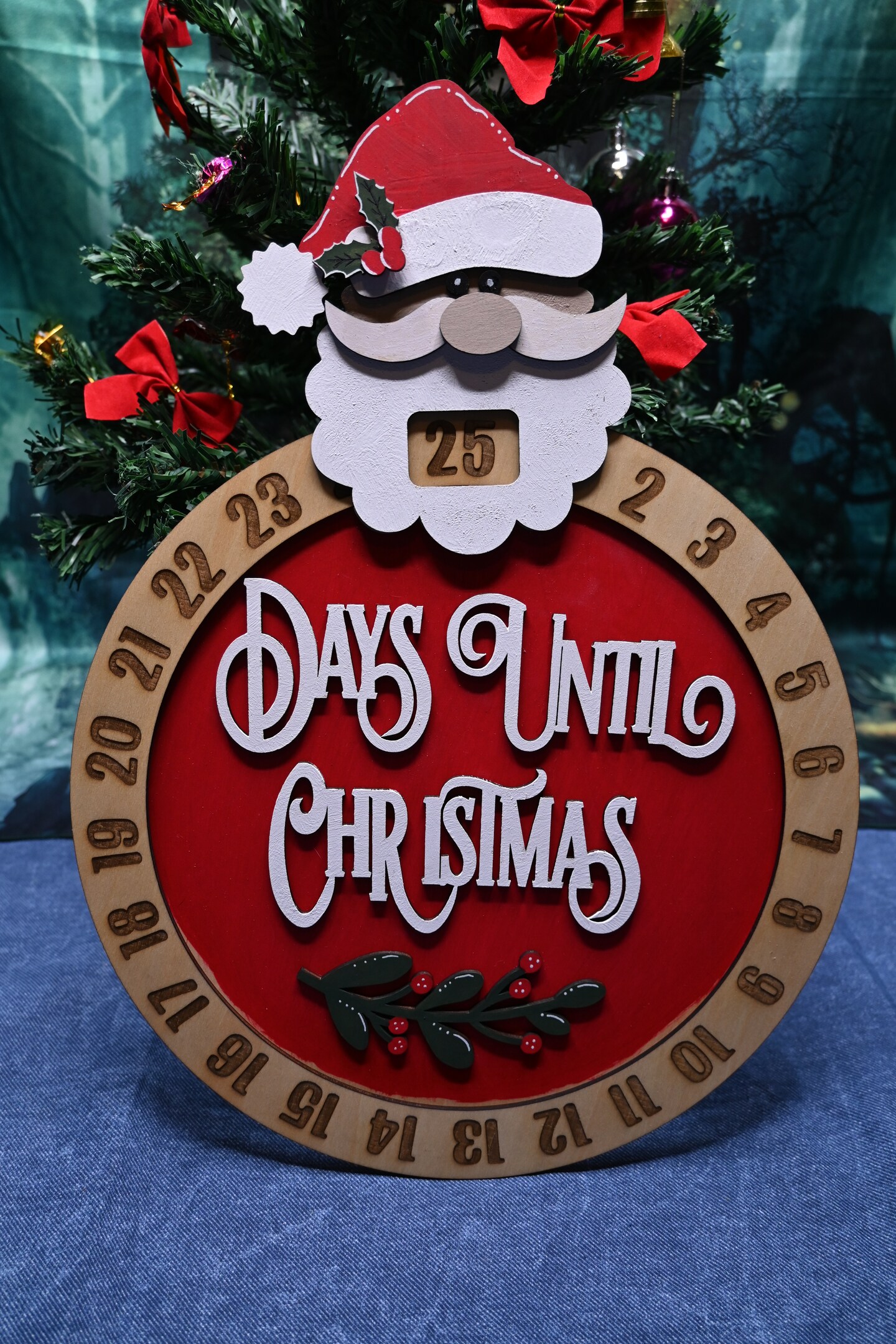 Santa Claus Christmas advent calendar door hanger wall hanging