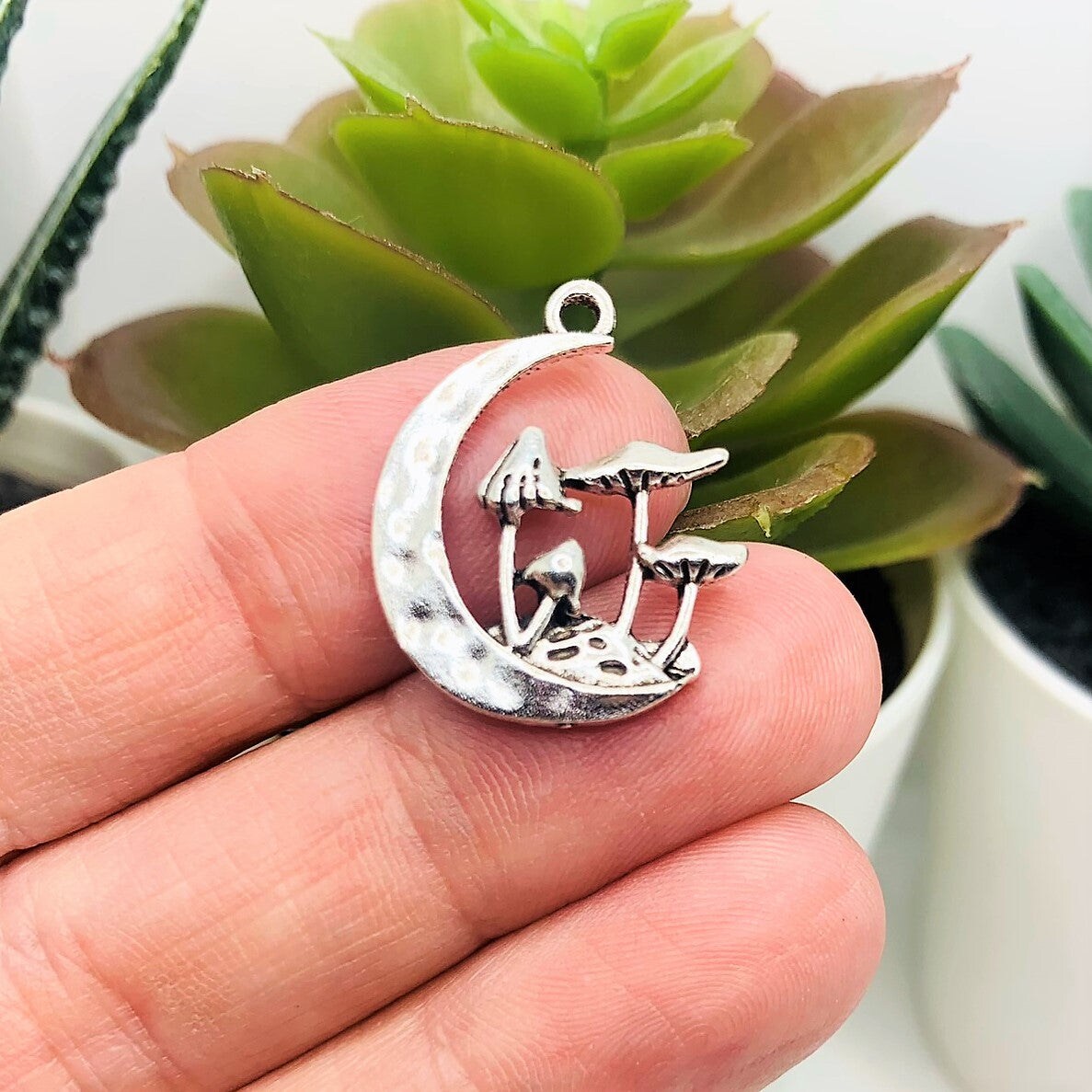 1, 4, 20 or 50 Pieces: Silver Mushroom Pendant Charm in Moon