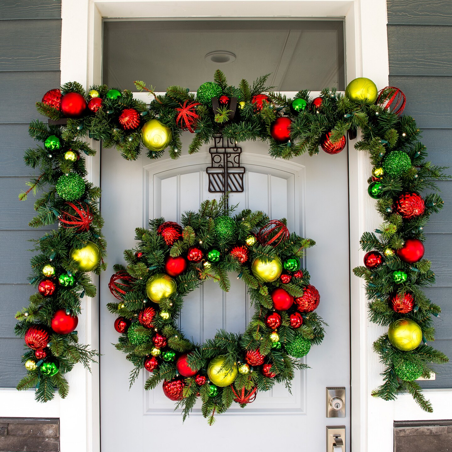 30 in. Lighted Christmas Wreath - Festive Holiday