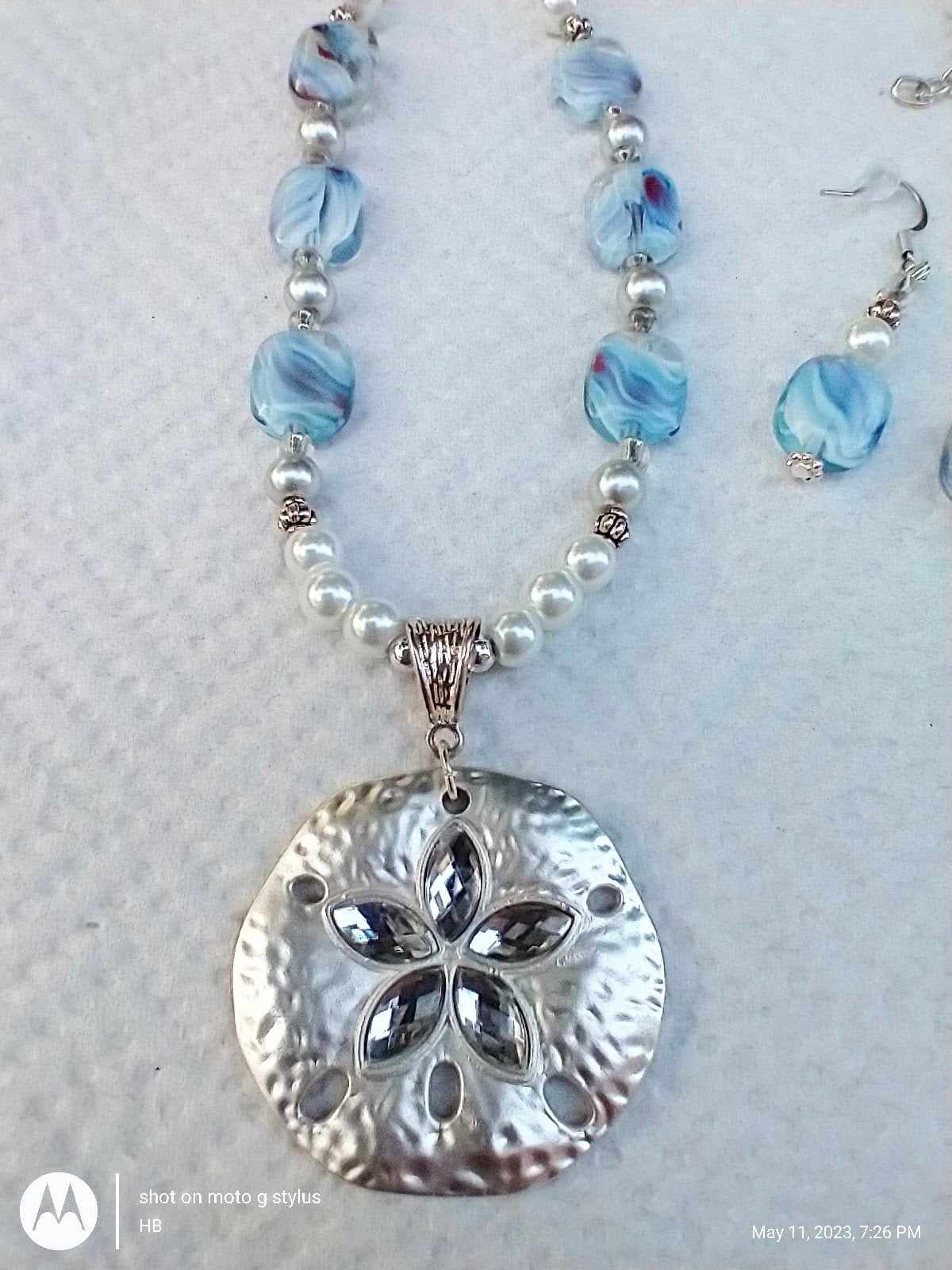 Soleil Blue: Beachcomber necklace | Sand dollar necklace, Jewelry lookbook,  Pearl jewelry necklace