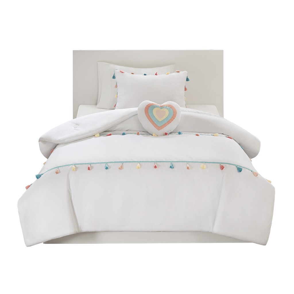 Gracie Mills Xylon Solid Tassel Comforter Set With Heart-Shaped Throw Pillow - Grace-11782