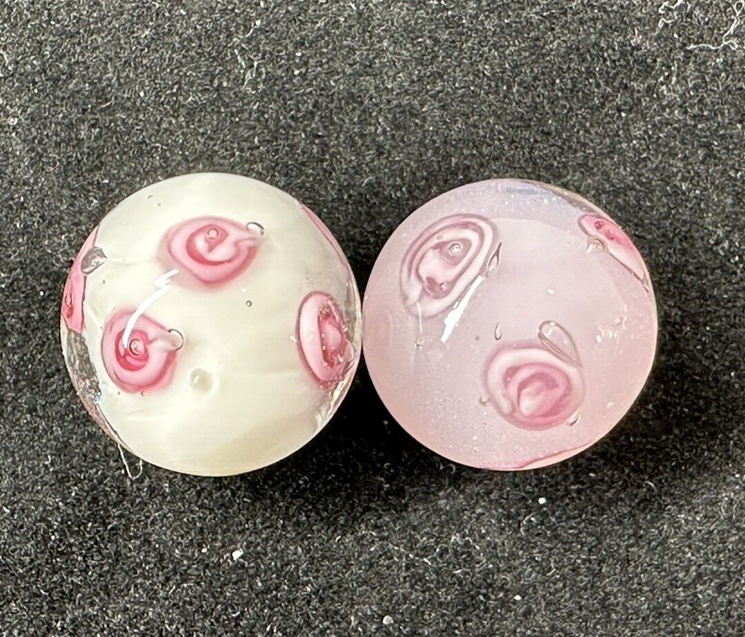 2 ENGLISH ROSE 16mm Handmade Art Glass Pink/White Design Marbles