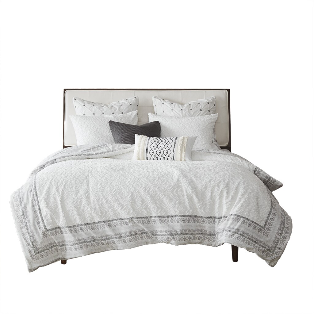 Gracie Mills Betsy Farmhouse Aztec Print Reversible Cotton Comforter Set -