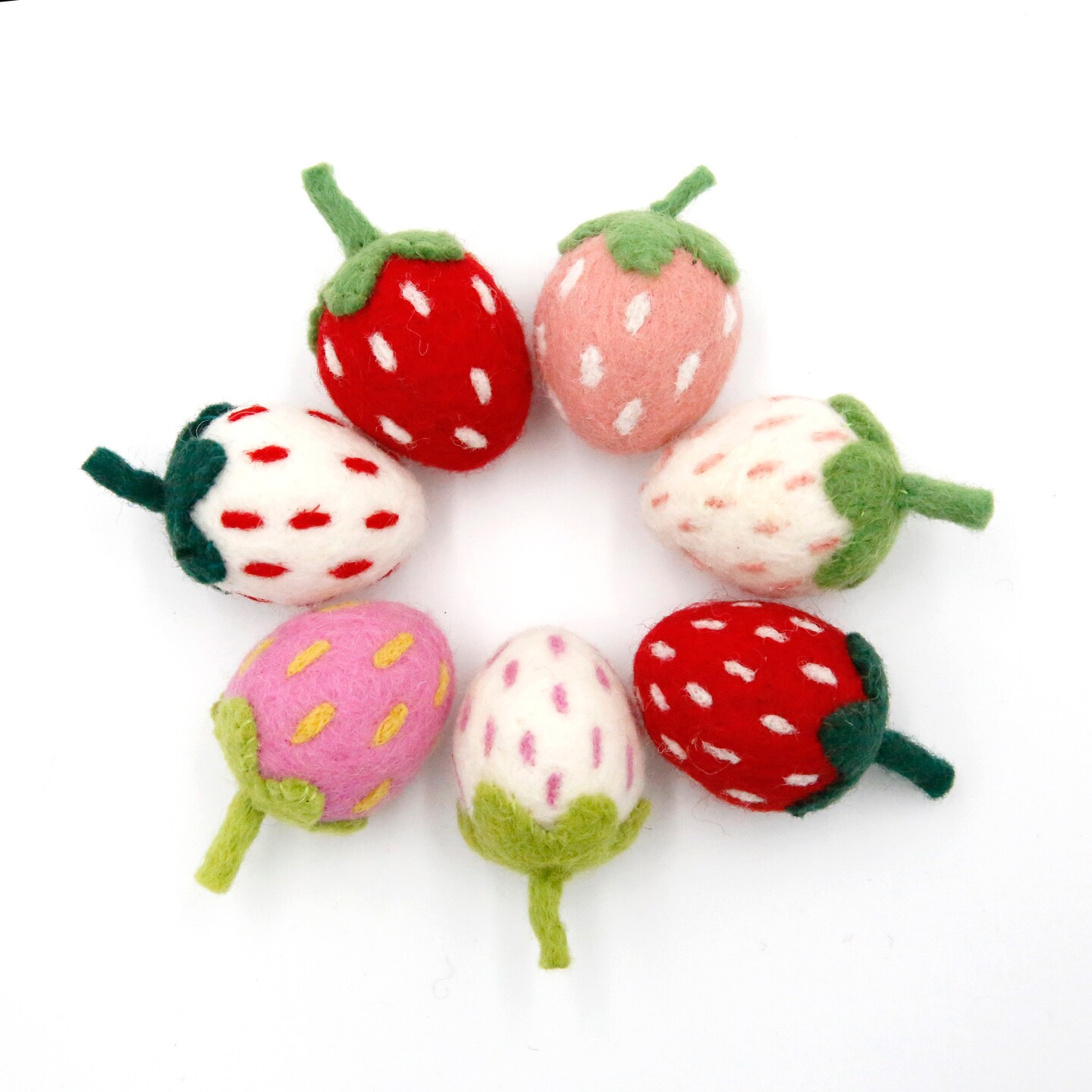 product name is Wool Felt Strawberries Strawberry Summer Fruit