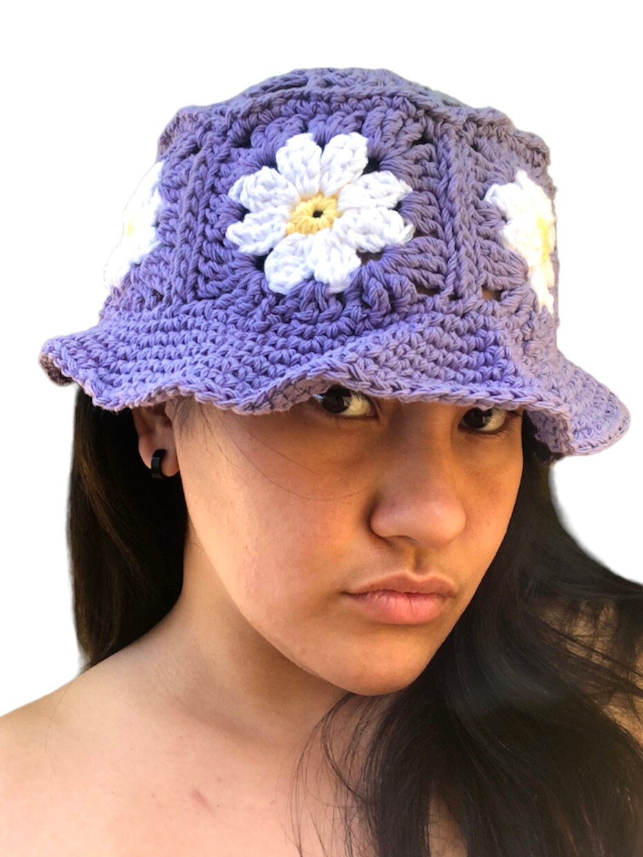 Handmade Crochet Lavendar White Daisy Granny Square Bucket Hat ...