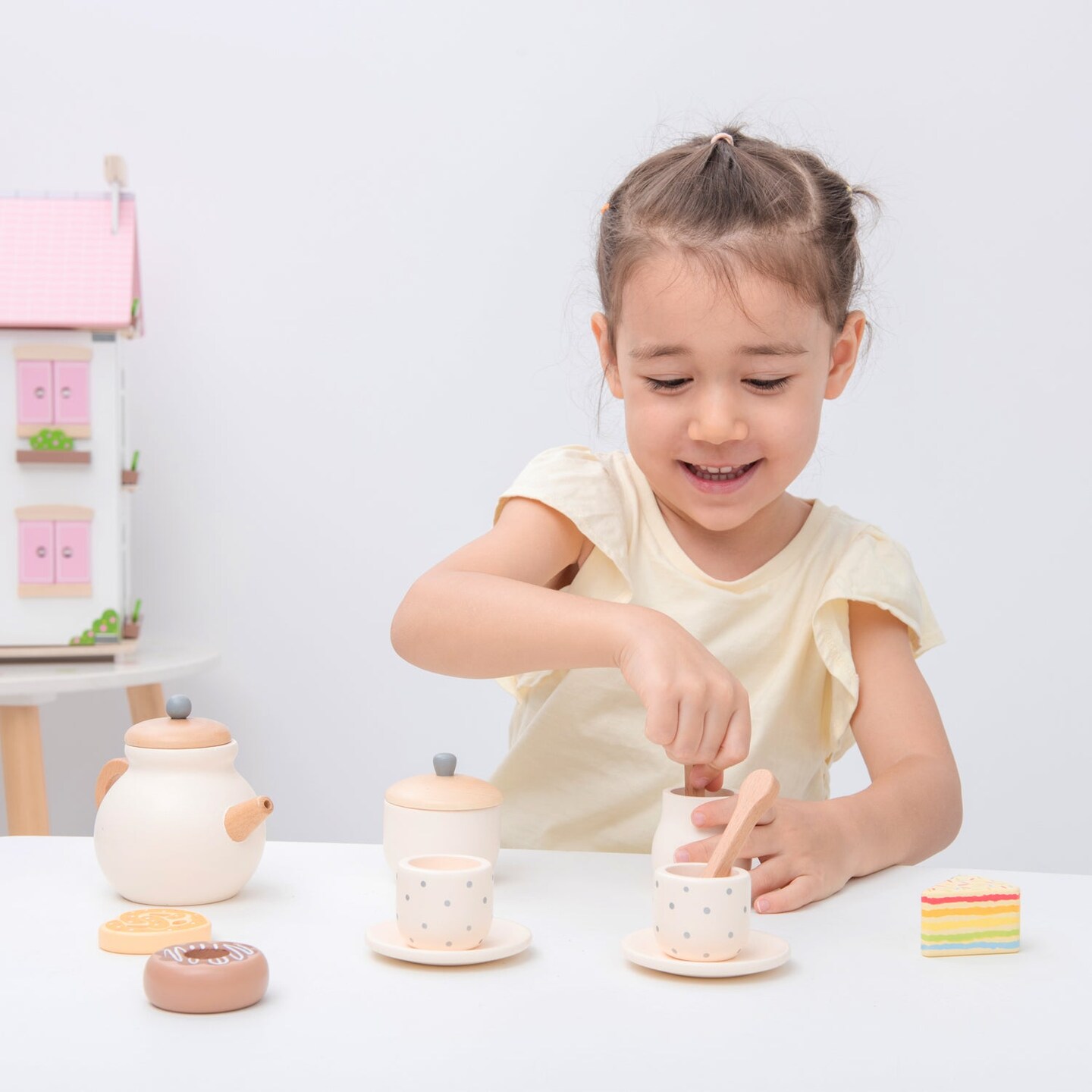 Wooden tea service set