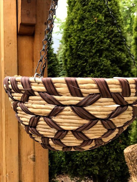 14&#x22; MATTIS Two Color Hanging Woven Basket