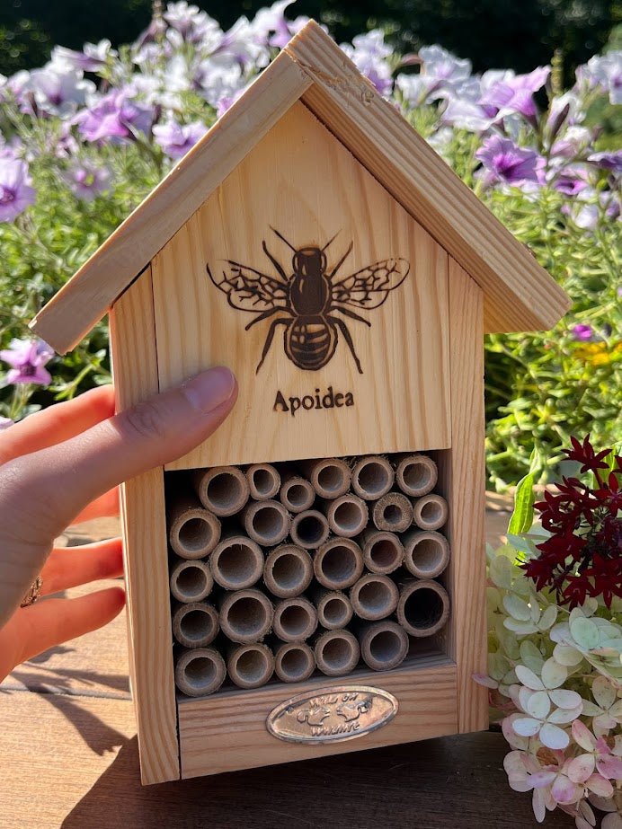 Natural Wood Pollinator House - Bee Design