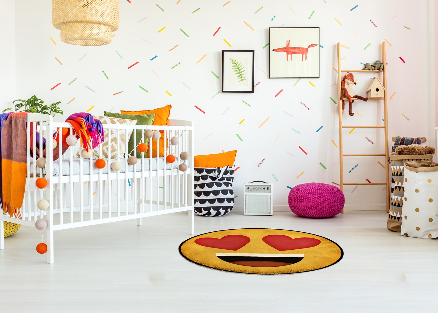 Deerlux Emoji Style Round Funny Smiley Face Kids Area Rug, Heart Eyes Emoji Rug