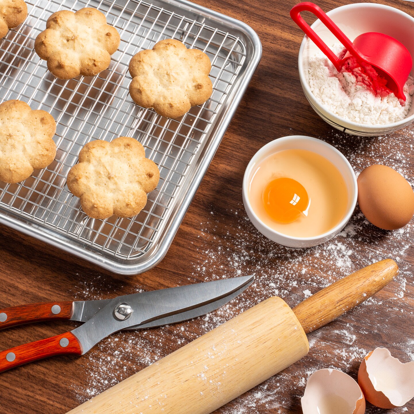 Tools of a Serial Cookie Baker {Bun Pan Rack} - The Sweet