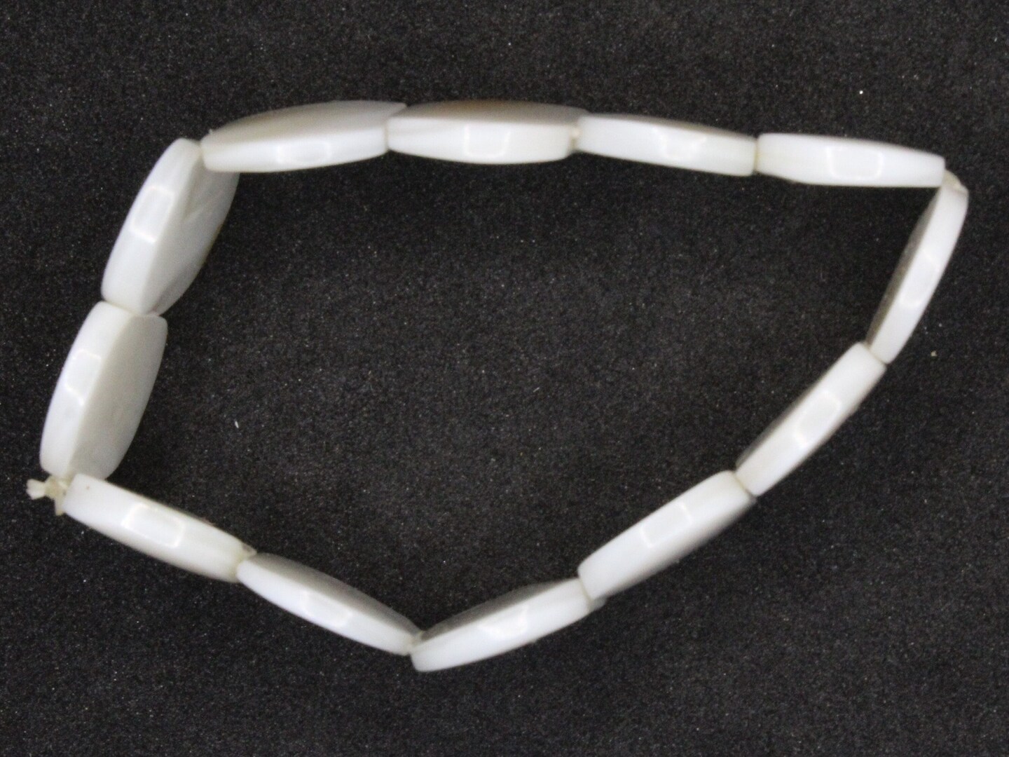 12 29mm Flat Oval Mother of Pearl 2 Hole Creamy White Beads
