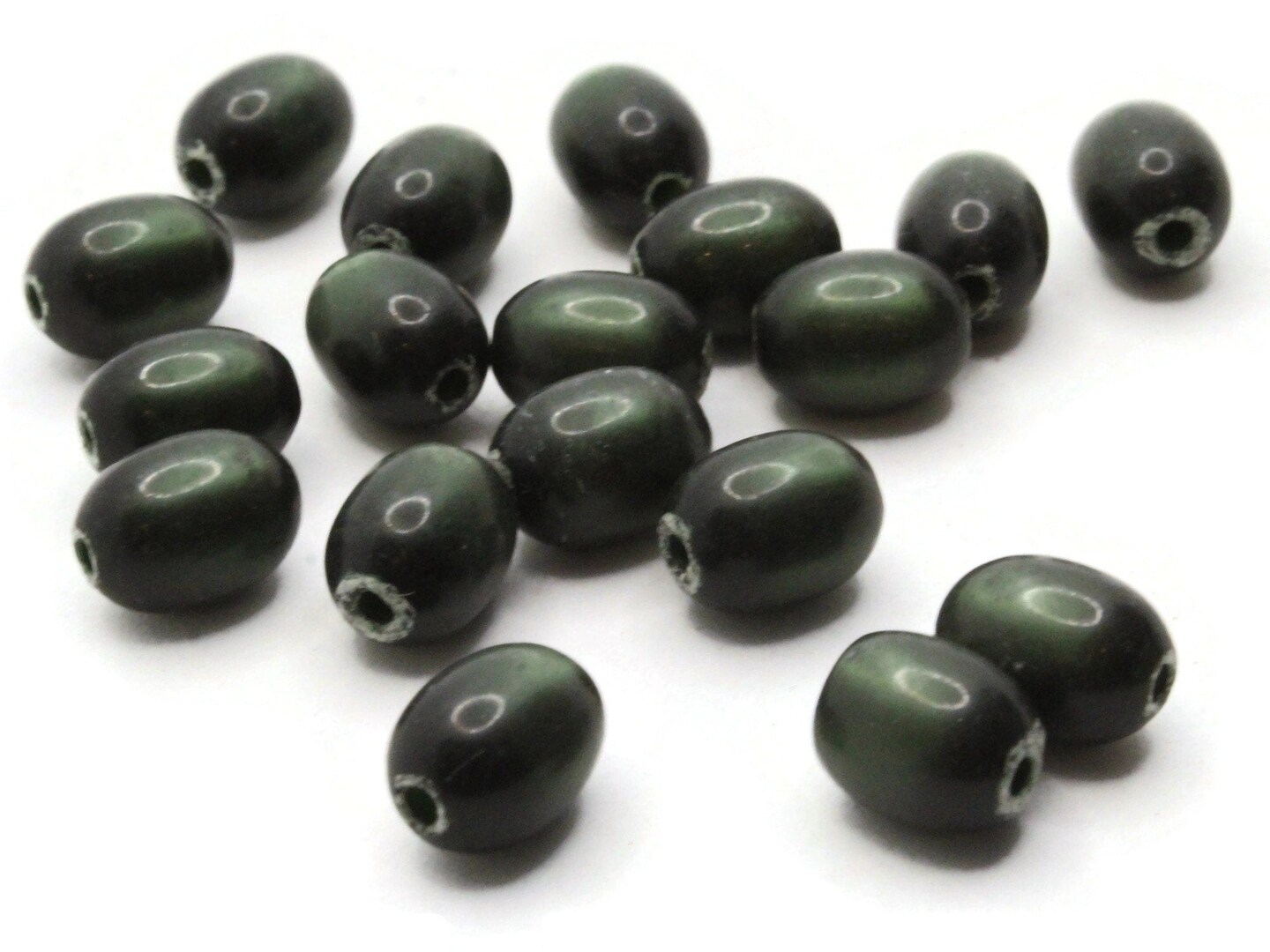 18 10mm Dark Green Oval Vintage Moonglow Lucite Beads