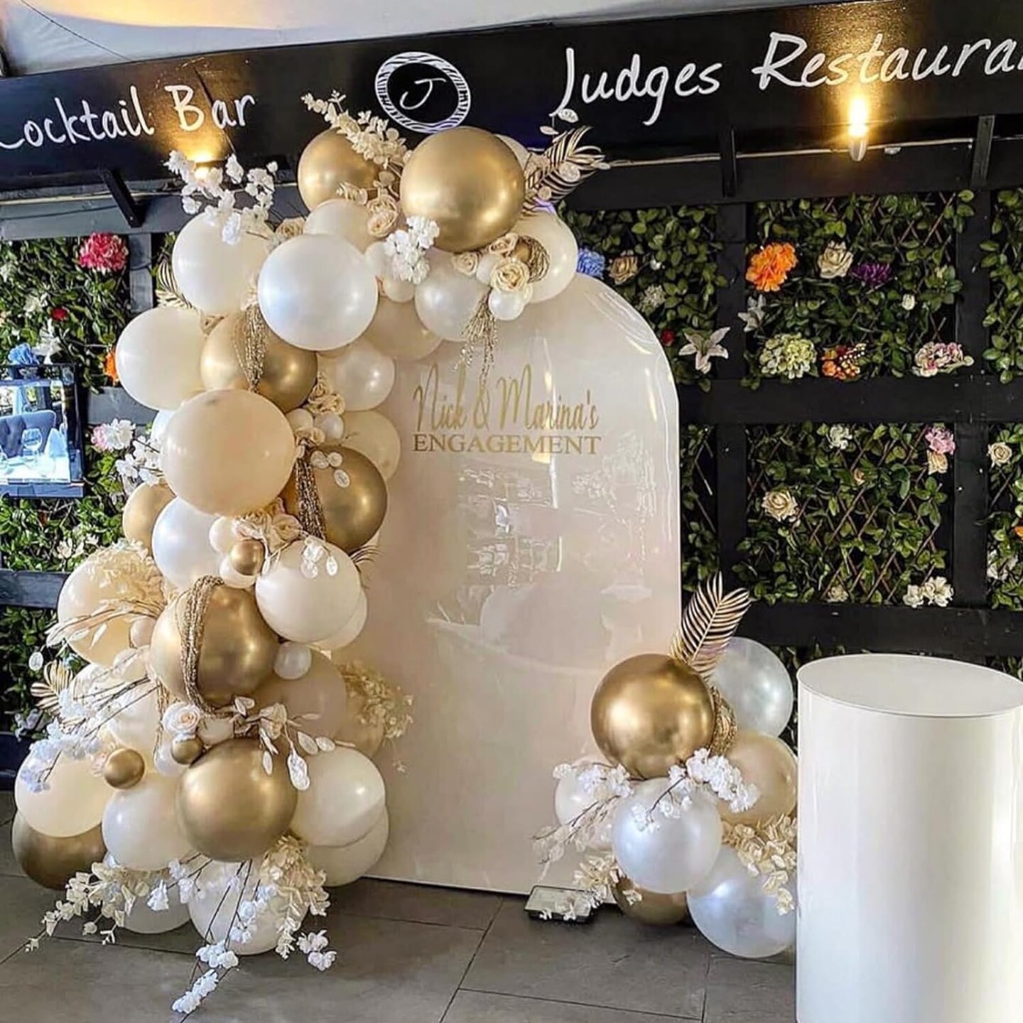 White Sand Gold Balloon Garland Arch Kit - 121Pcs White Nude Balloons With Metallic Chrome Gold Latex Balloons for Boho Wedding Baby Bridal Shower Birthday Decorations Backdrop (White Gold)