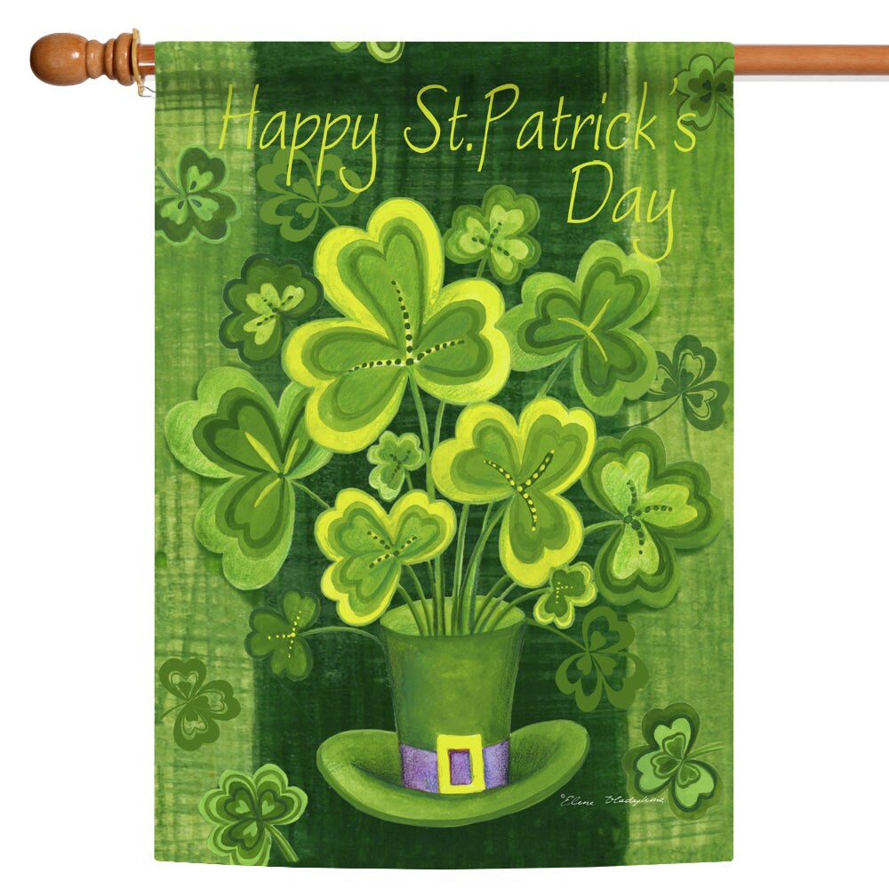 Shamrockin&#x27; Decorative St Patricks Day Flag
