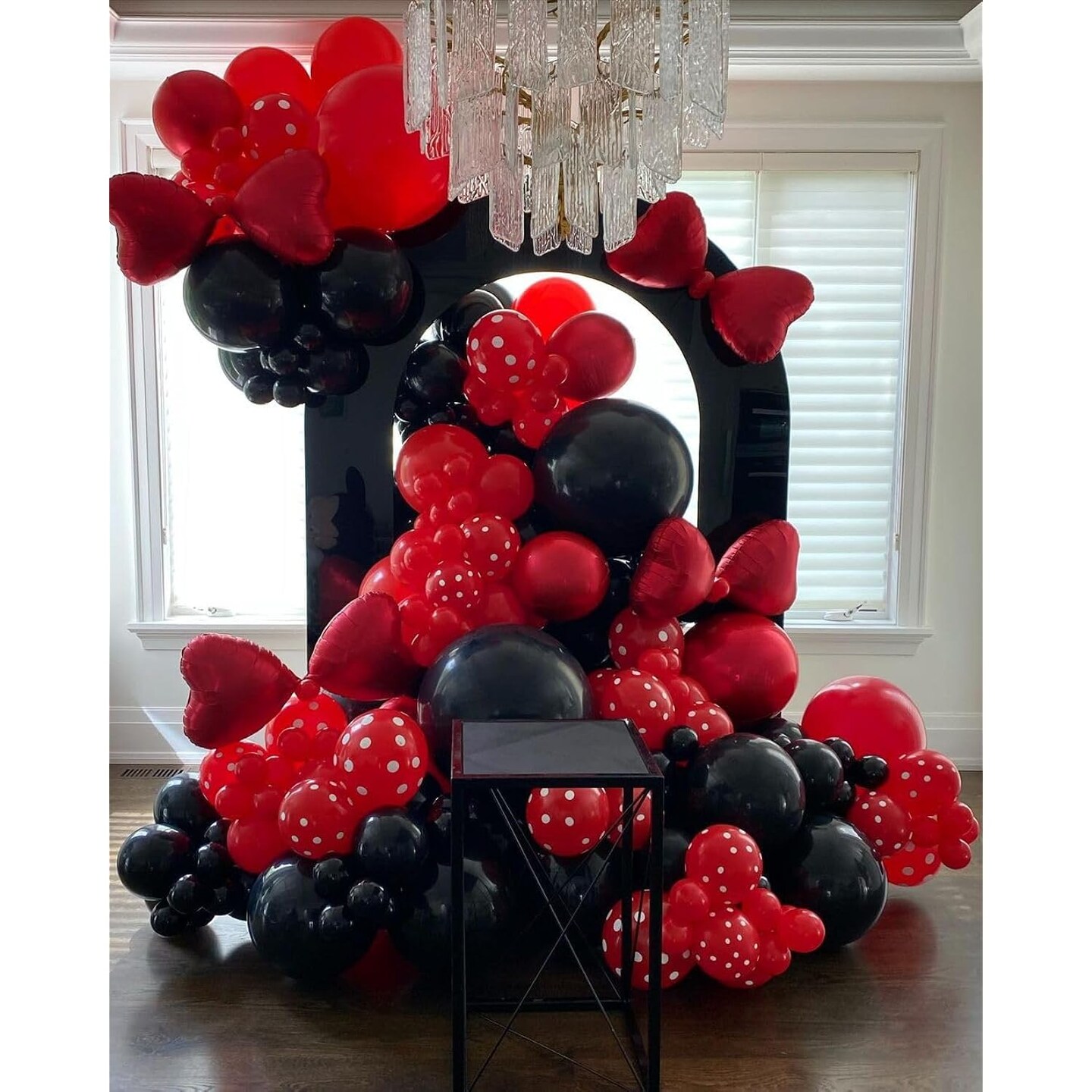 Red and Black Balloon Arch Kit, 140Pcs Different Sizes inch Black and Red Balloons and Confetti Party Balloon Garland Kit for Birthday, Wedding, Graduation, Anniversary, Prom Decorations