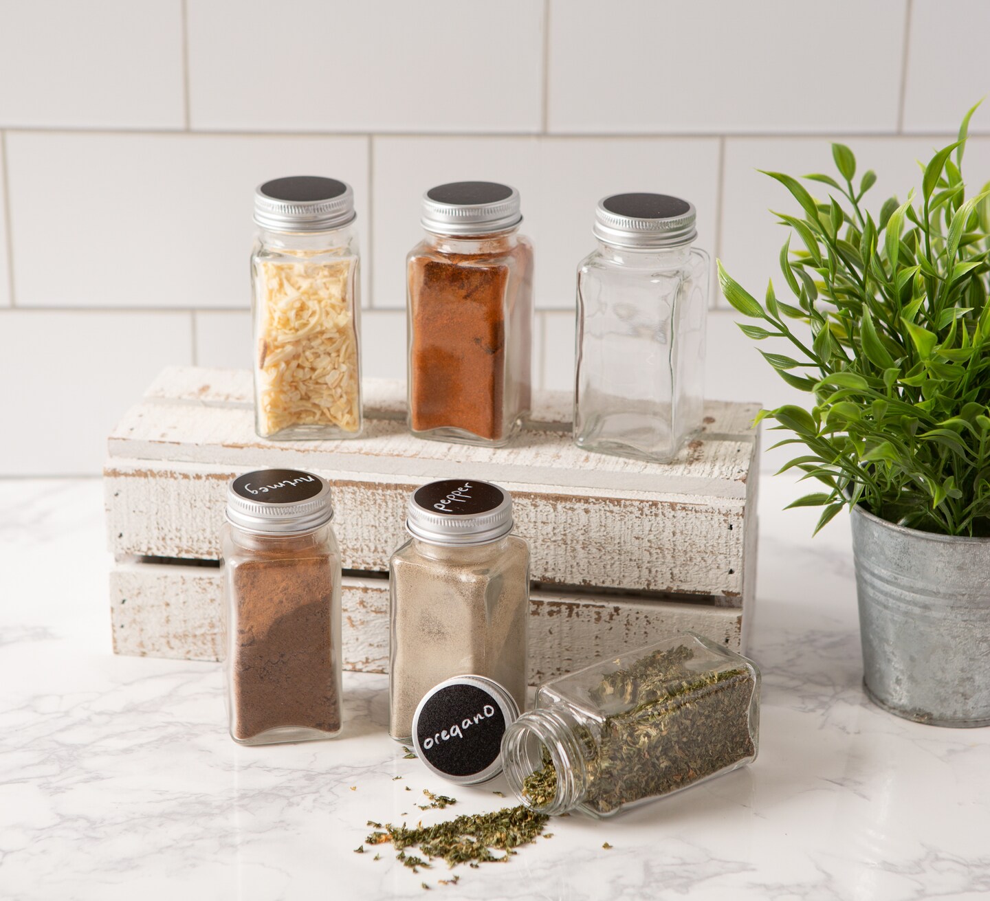 DII 12-Piece Spice Jar Set With Chalkboard Labels
