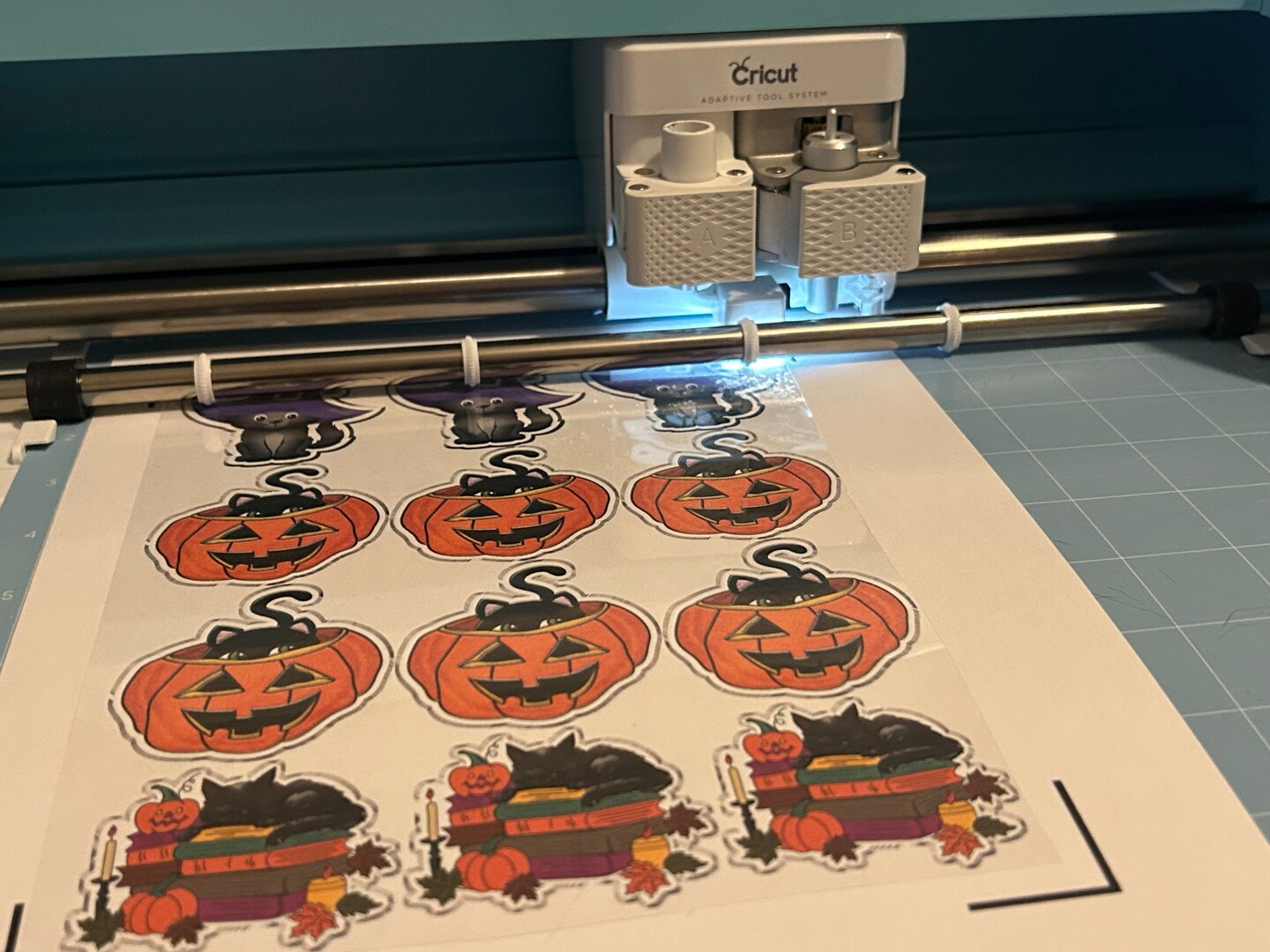 How to make beginner stickers using a Cricut image 1