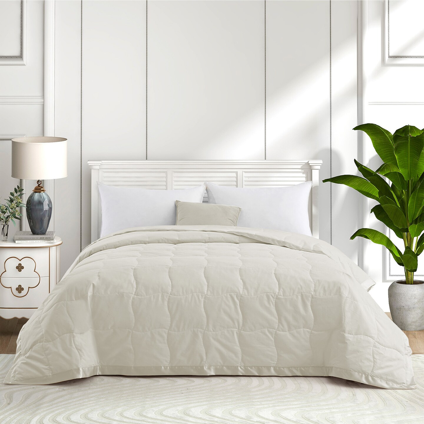 Puredown Lightweight Down Blanket, Cotton Cover Oversize Blanket, Satin Weave