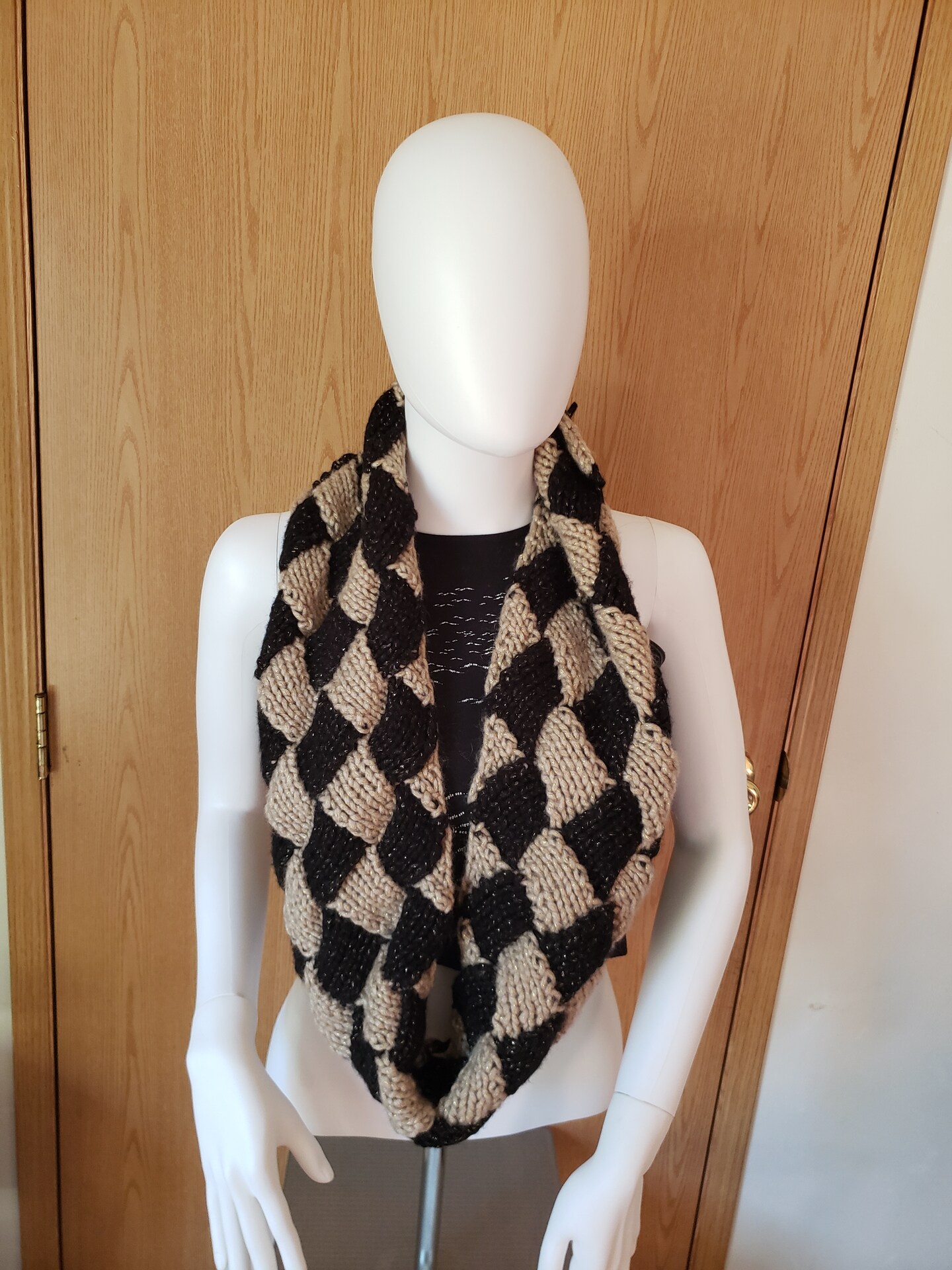 Black and gold infinity hot sale scarf