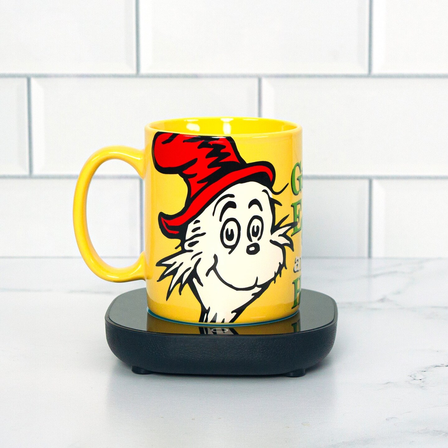 Uncanny Brands Dr. Seuss Green Eggs and Ham Mug with Warmer