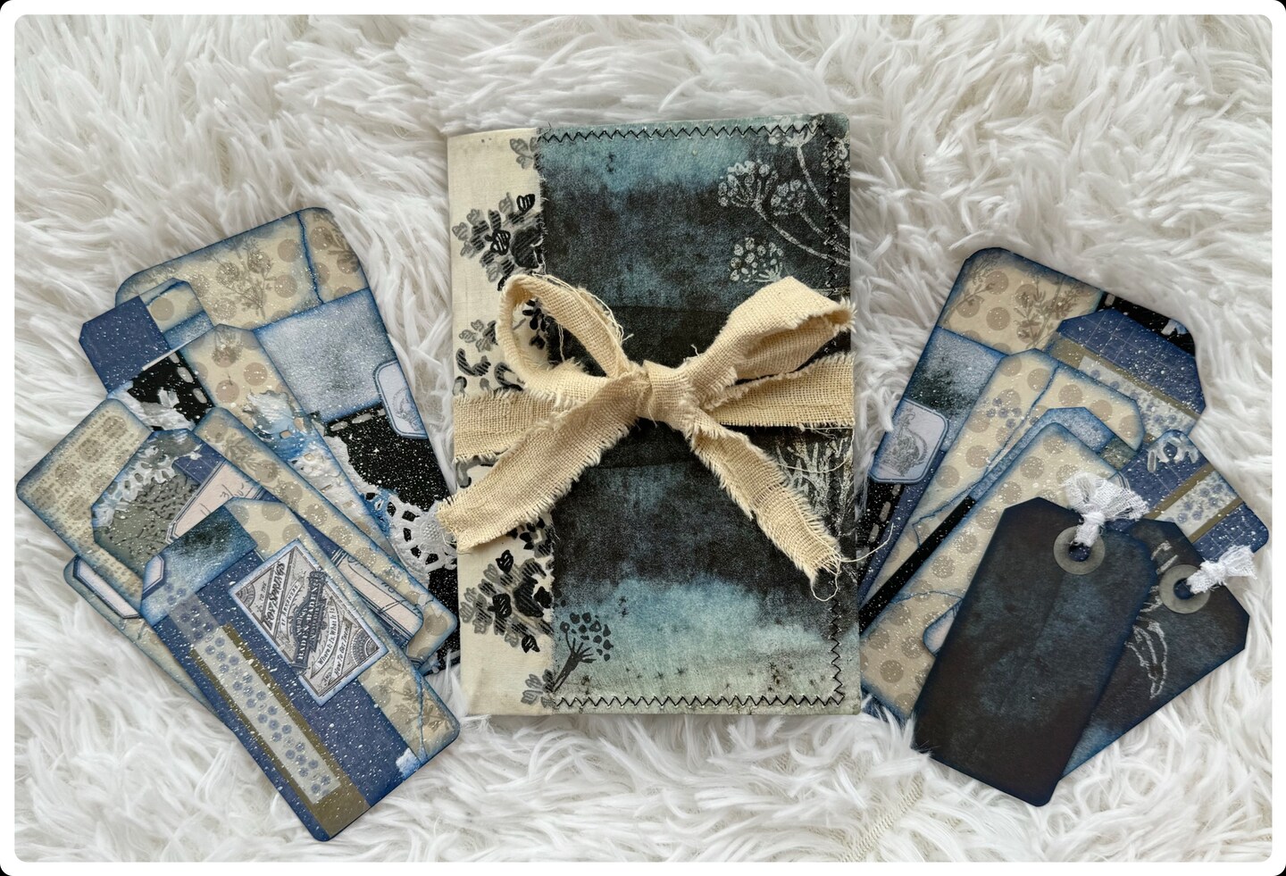 Handbound Mini Junk Journal with Matching Ephemera Set | Queen
