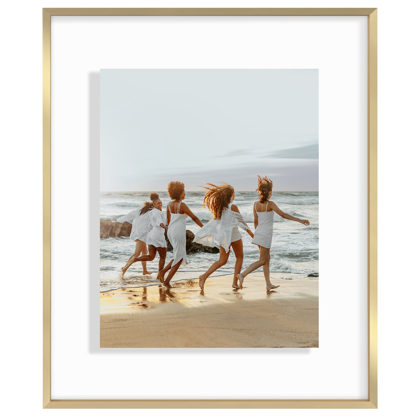 Americanflat Floating Aluminum Picture Frame - Sleek Aluminum Photo Frame for Wall Display - Black Metal Molded Frame - Shatter Resistant Glass - Hanging Hardware