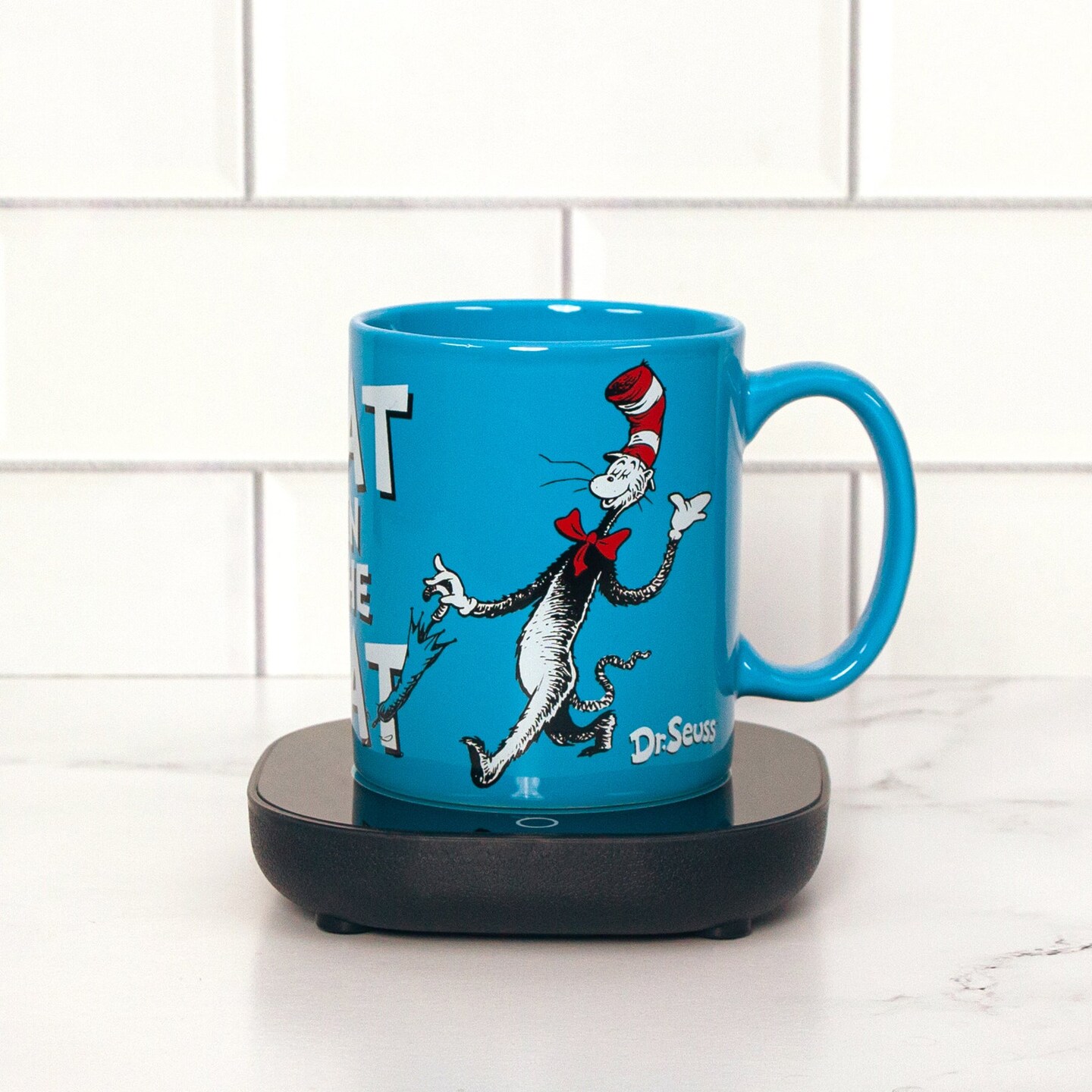 Uncanny Brands Dr. Seuss Cat In The Hat Mug with Warmer