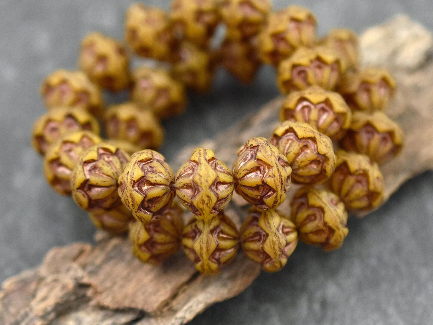 *8* 13x10mm Dark Bronze Washed Matte Sunflower Yellow Opaline Saturn Beads